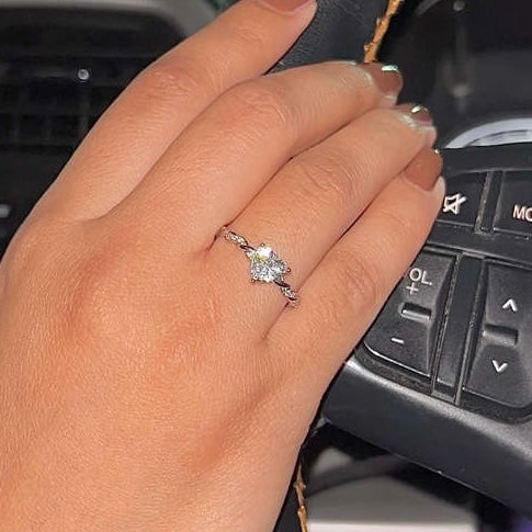 Feminine Ring - Image 2