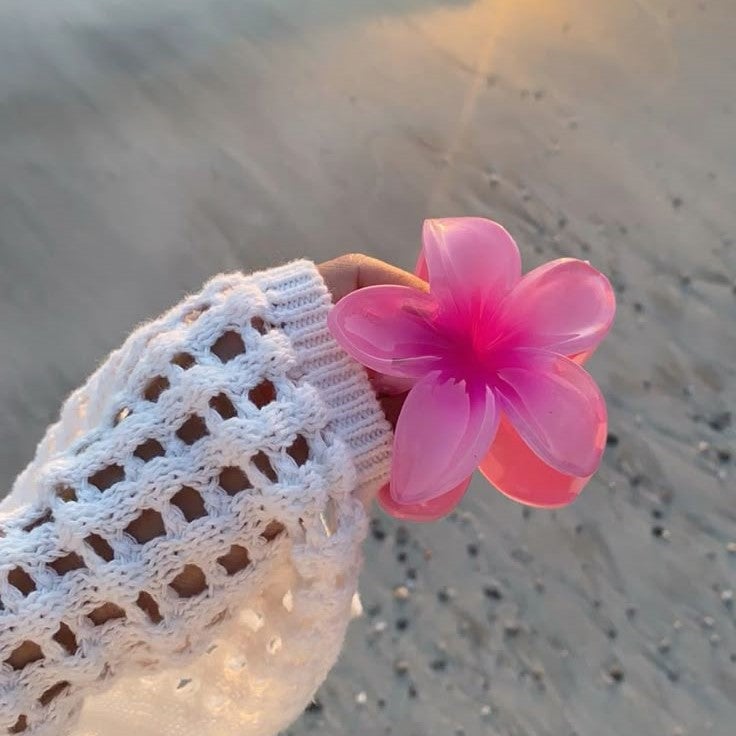 Viral Flower Claw Clip - Image 5