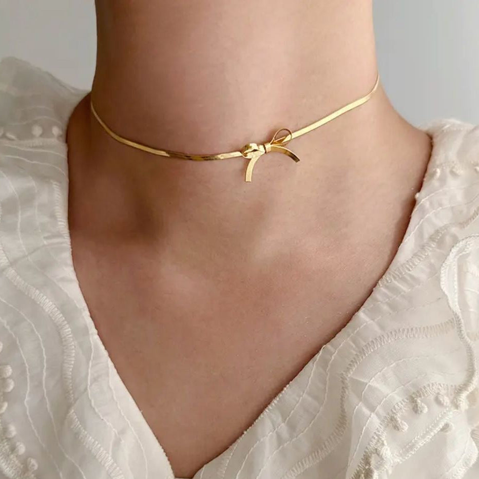 Viral Bow Choker