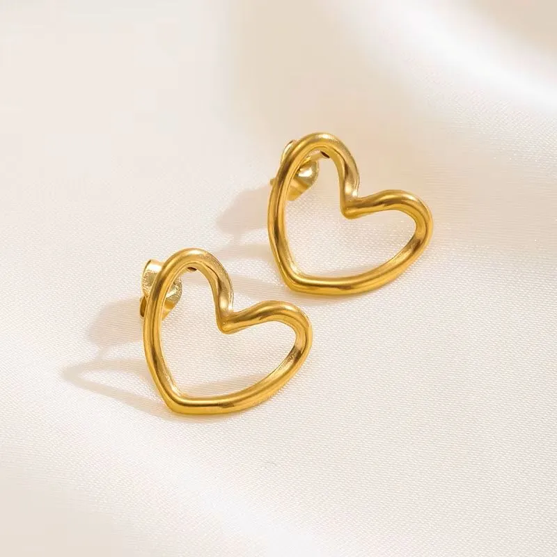 Heart Anti-Tarnish Earrings - Image 3